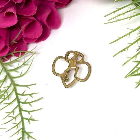 VINTAGE⚜️Brownie Dancing Jester Dainty Golden Pin - Picture 1 of 6